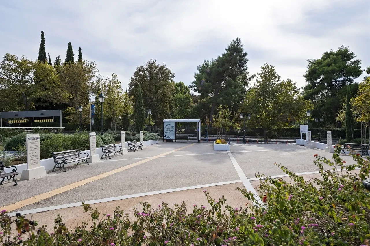 ΔΕΛΦΙΚΑ ΠΑΡΑΓΓΕΛΜΑΤΑ