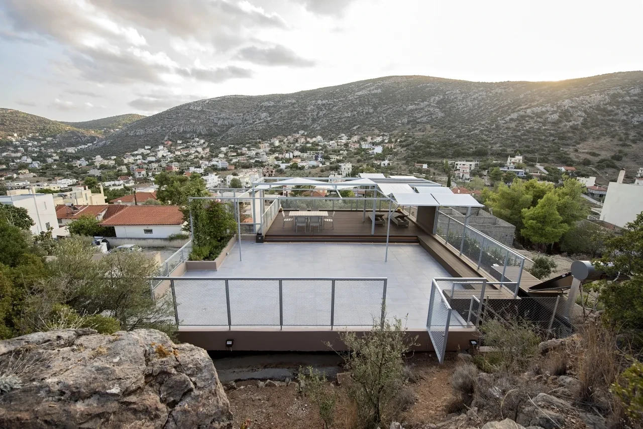 ΠΑΡΑΘΕΡΙΣΤΙΚΗ ΟΙΚΕΙΑ_ΠΟΡΤΟ ΡΑΦΤΗ