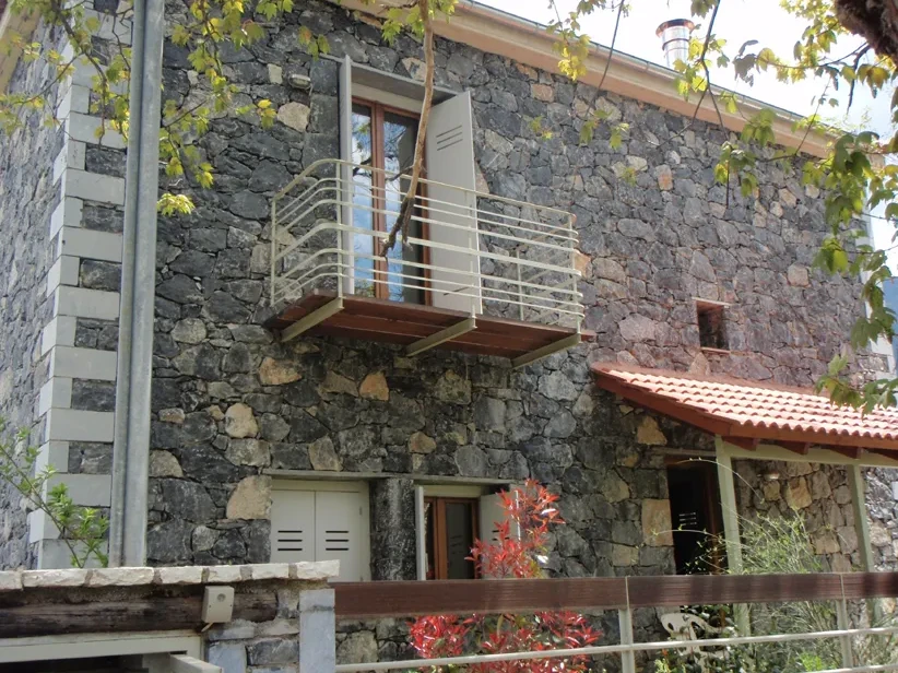 ΜΟΝΟΚΑΤΟΙΚΙΕΣ_ΒΥΤΙΝΑ